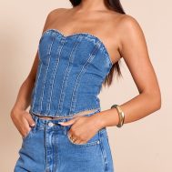 8fc8ca17ba9c9def4f69acb67153b48eda1611c3_CND0752_1_mid_blue_wash_denim_frayed_hem_shorts