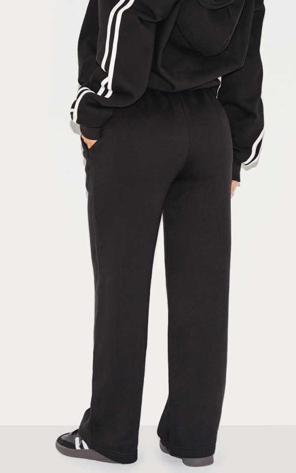 8ff875fa8f3d2029f16a62cb2b43681bfc88b169_CNH7976_3_petite_black_seam_detail_joggers