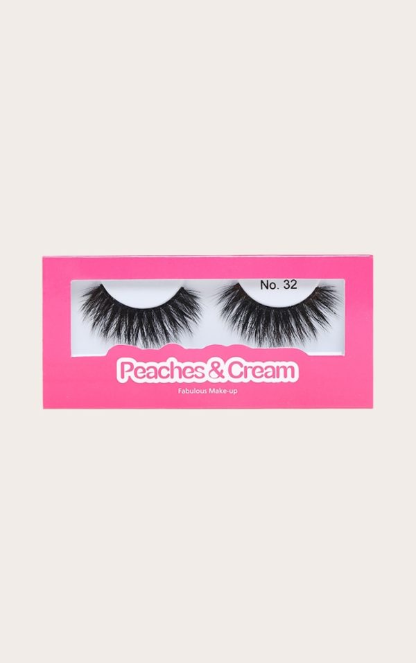900180c632d6e79d5ab1c1657cf73f62fb17d135_CMH3643_1_peaches_and_cream_no_32_false_eyelashes