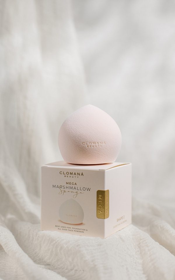 900da1c59c9fed0fe2506e8e5c535b6764089884_CNN4655_4_clomana_beauty_mega_marshmallow_sponge