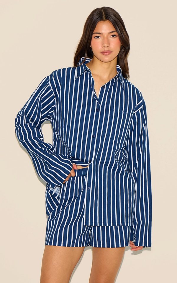 91139350962fe25243fac158c524316925d89bf4_CNM3281_1_navy_striped_oversized_long_sleeve_shirt