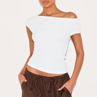 91bfdaebe14e83e0fbb916e58f8232794747ebcf_CNM4263_1_cream_textured_asymmetric_ruched_detail_long_top