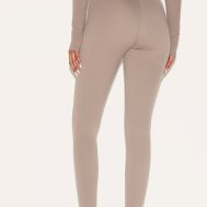923e67021ca3536f499e896279f6b38834dc9692_CNL5090_3_brown_sculpt_twist_front_gym_leggings-1