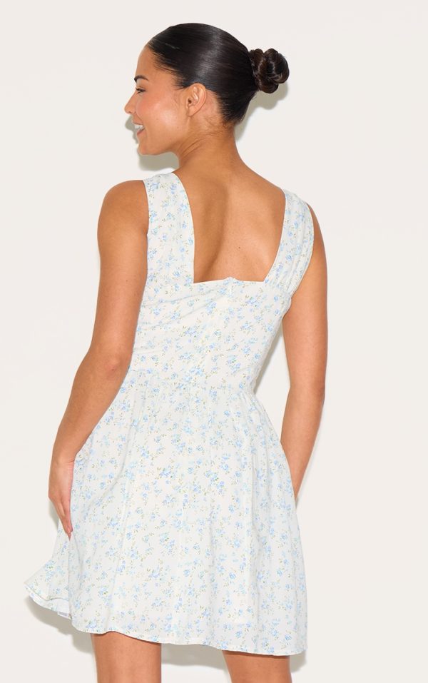 92b9f5b2179b57833298e2d5e9aaafca084cde67_CNM3458_2_petite_white_floral_detail_mini_shift_dress