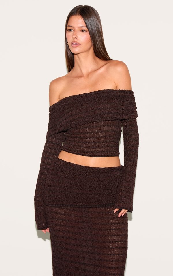 92bedd1aea1b9875a962e38f3d9de06e61af2020_CNM9196_1_chocolate_bardot_textured_knit_top