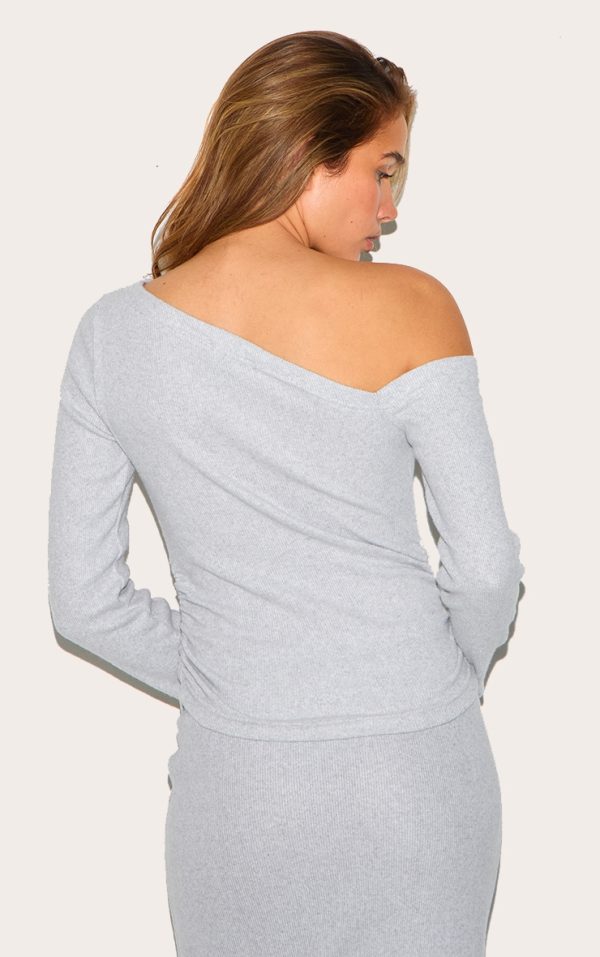 92f0fe0e230bdedc030967955c114074abc10df1_CNL8761_2_grey_marl_rib_slouchy_asymmetric_ruched_long_sleeve_top