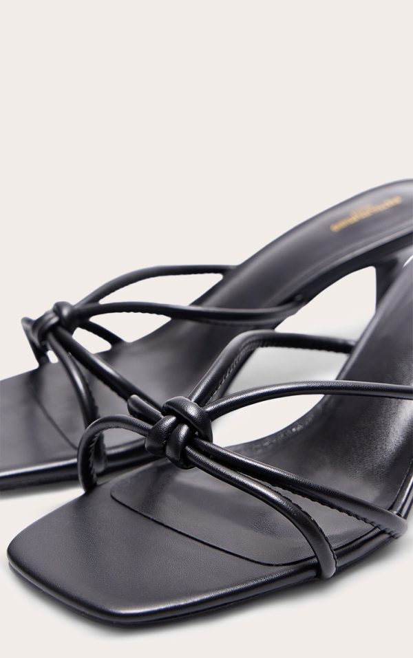 92f74ce892cc42e27defba7ebd4757a9ed8ab351_CNJ9118_4_black_pu_wide_fit_square_toe_knotted_heeled_mules