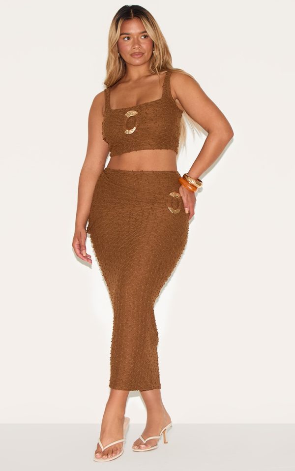 93584c8bdeba3a12e39a4d1e470c8cdbc8c3c631_CNM6449_1_shape_mocha_textured_gold_hammered_ring_midaxi_skirt