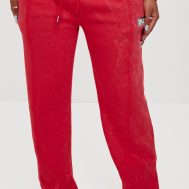 9359e92a12752aa6a0bbfabadecb7146214d3be3_CNK0468_2_prettylittlething_shape_washed_red_wide_leg_joggers