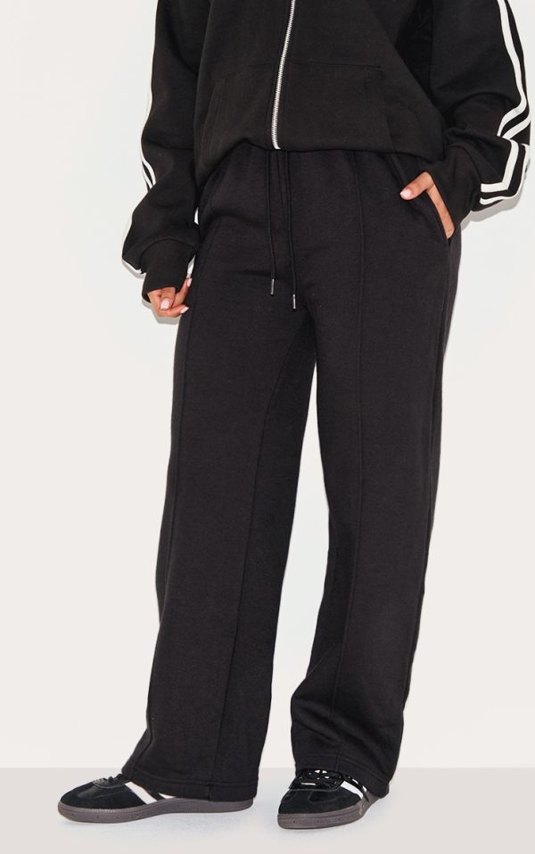 93643ed4bad2001160013f7d9c3f5320f8857106_CNH7976_2_petite_black_seam_detail_joggers