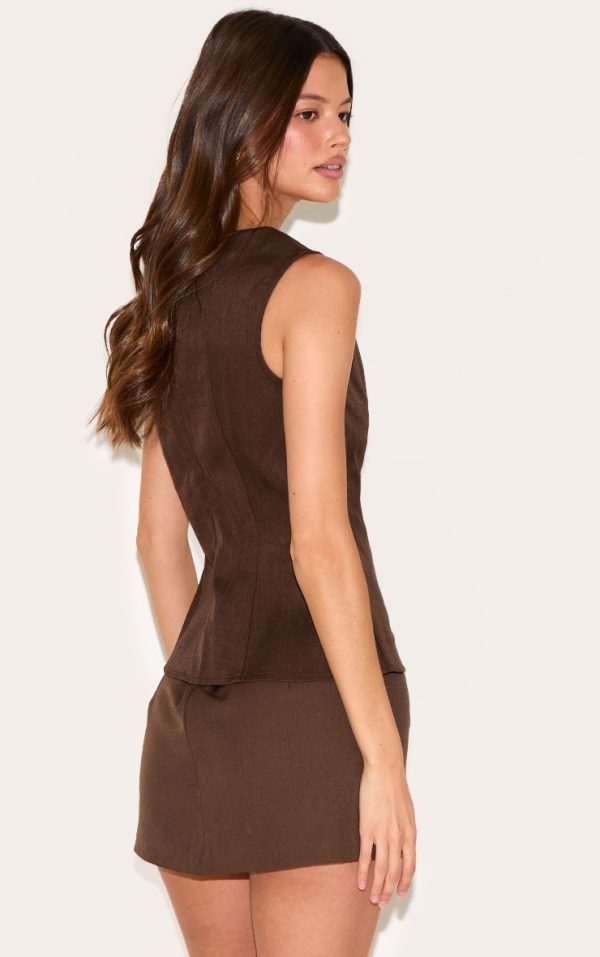 93e18f17fa36de723cd37c55417b259b51616574_CNM6225_2_chocolate_woven_fitted_boatneck_peplum_top