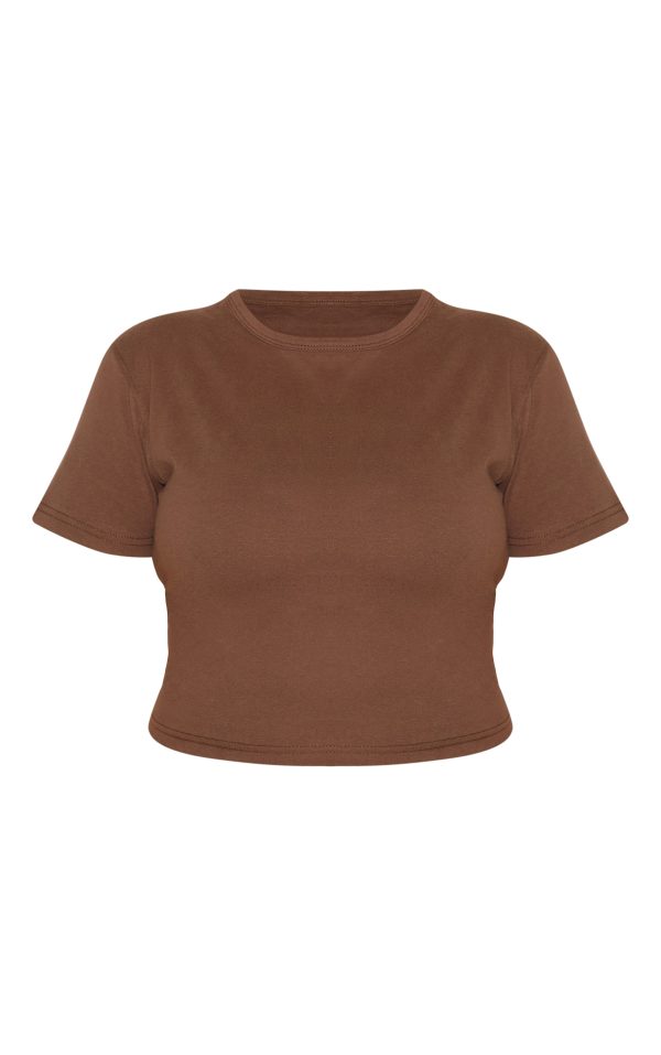 93e5d858f36503ac9539cc21e1ba5d1385a58340_CNL9674_5_prettylittlething_plus_chocolate_cropped_baby_tee