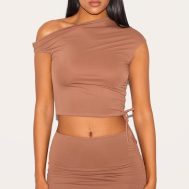 9403075d12941ec019b1413c52922fd0c0e2ce9d_CNK5403_1_tall_mocha_off_shoulder_ruched_crop_top