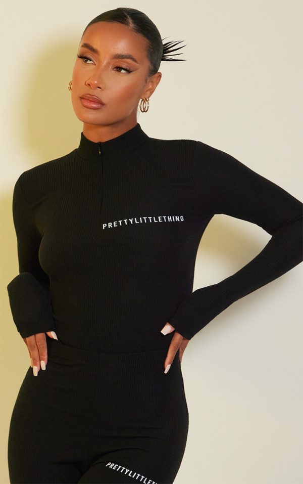 94ab040985fe1c4f29a3c0ec511f62e9f23aa2e1_CMW7129_4_prettylittlething_black_crinkle_rib_half_zip_bodysuit