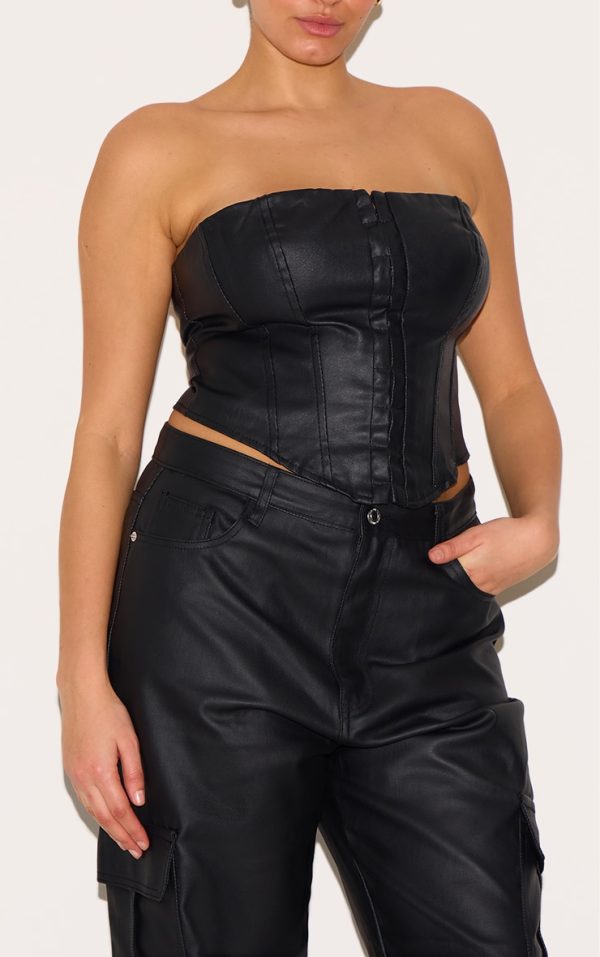 95a0ba7fe13be35de5c37e4cf8a2bf1d946f08fe_CNF8312_4_plus_black_coated_denim_cargo_jeans
