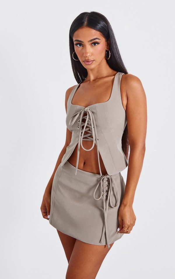95d657633c92e1d3c428fbfda29809a9adaa7d90_CNK0366_4_petite_khaki_woven_lace_up_mini_skirt