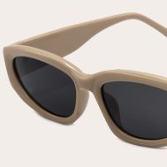 95e3936d9a2120b61576b97e3504c64177a93b71_CNL7854_3_taupe_chunky_angled_sunglasses