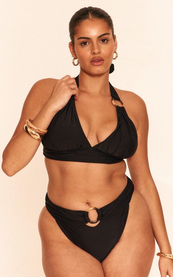95f1dd6d06f70c91651309439518aaed78fd29ec_CNM3331_1_plus_black_o_ring_detail_ruched_triangle_bikini_top
