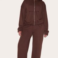 965326c0c1d17473bd4d7c1a520d6cd1519bcb88_CNM1974_1_shape_chocolate_highwaisted_back_slogan_joggers