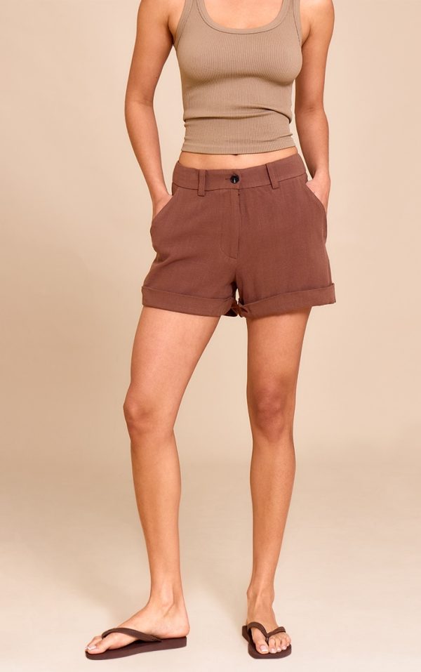 97199e9522de7ff779a906e3c04b6f0de74b0fac_CNM6724_1_chocolate_tailored_linen_look_shorts