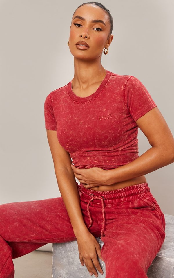 97292a66de7668fd320a865e17e5032bc5fcb6b0_CNH3715_1_red_washed_cotton_longline_fitted_t_shirt