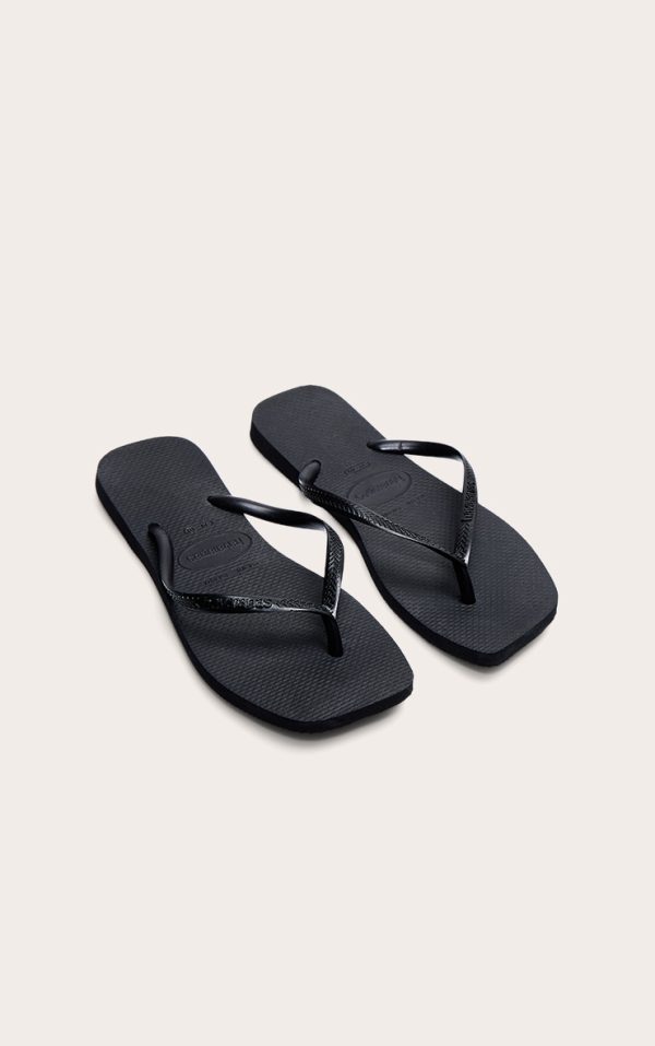 972fecfb324a73e2868a5f1f71dce693faad187a_CNM1816_2_black_havaianas_slim_square_flip_flops