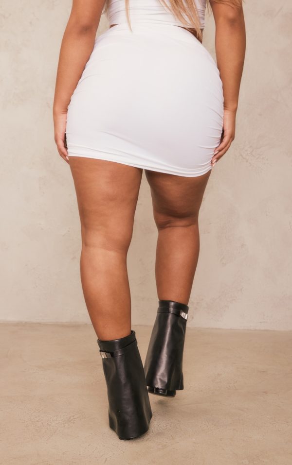977837fd57055ce44350d91fb1cfccdba5cb4bf8_CND5248_3_shape_white_slinky_ruched_side_mini_skirt