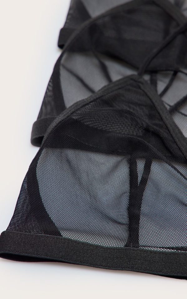 97cd81a1598cced5b1b8210c71a83cd648631dcb_CNL3156_2_black_mesh_pack_of_3_basic_triangle_bra