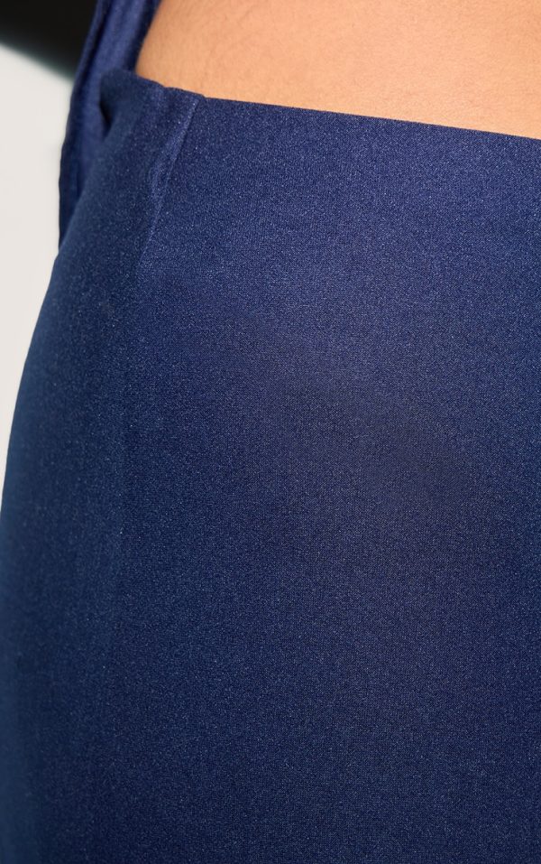 97e61b695fa924437bec2dd501964c88a4f22980_CNM2632_4_plus_navy_soft_touch_mid_rise_wide_leg_trousers