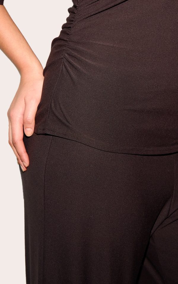 97e738c1a510b3b30a1d972b0286eb9418daa019_CNM2633_4_plus_chocolate_soft_touch_mid_rise_wide_leg_trousers