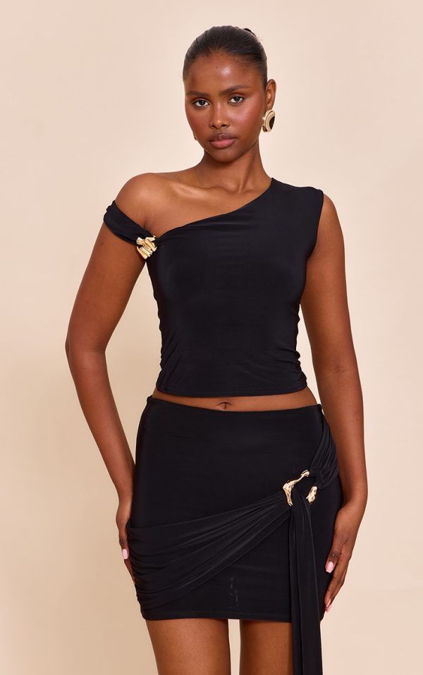 980c12d4e1fb13d4596916430720c5c6275613cc_CNN0043_5_black_double_layer_trim_detail_slinky_mini_skirt