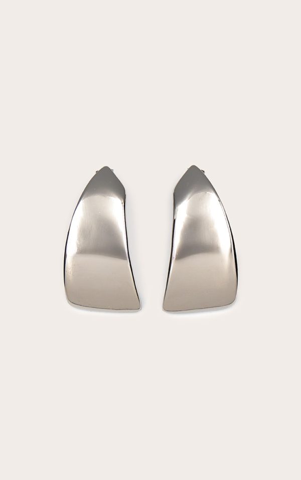 9996a523f5339aa9a047e4226e6e0c055b7133e5_CNM1963_1_silver_square_oversized_statement_earrings