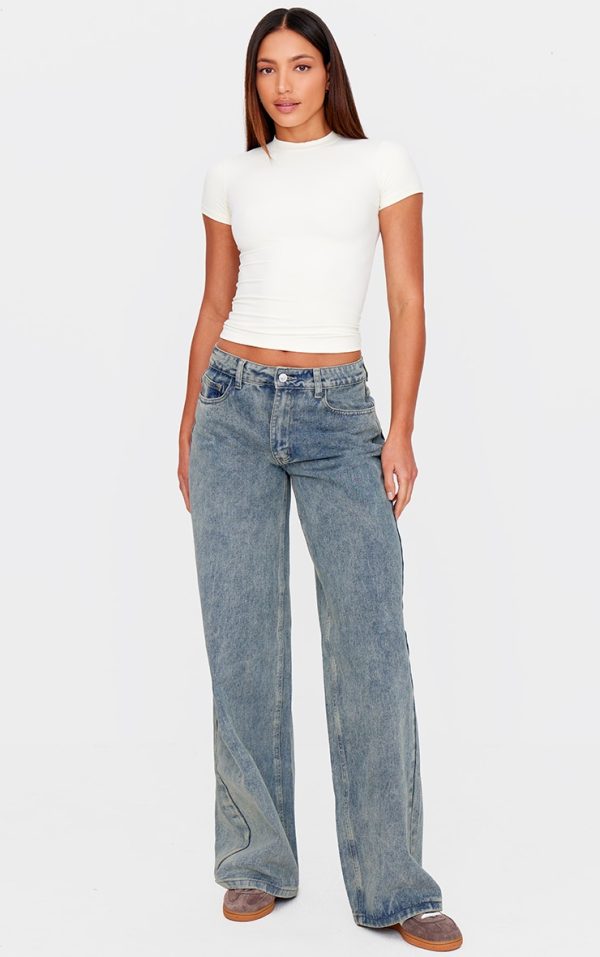 99999ffd249fc8aca75a2e75617bf92935636aef_CNL4596_1_tall_vintage_washed_mid_rise_wide_leg_jeans