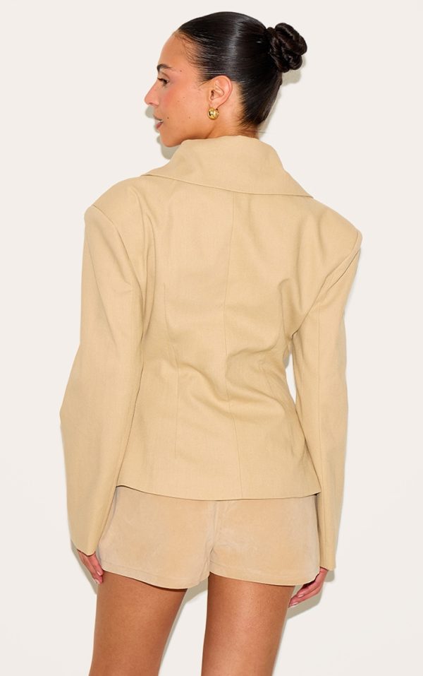 999f5e00a59191019ed771fe6685e9992d1f5cb5_CNM7089_2_petite_latte_fitted_blazer
