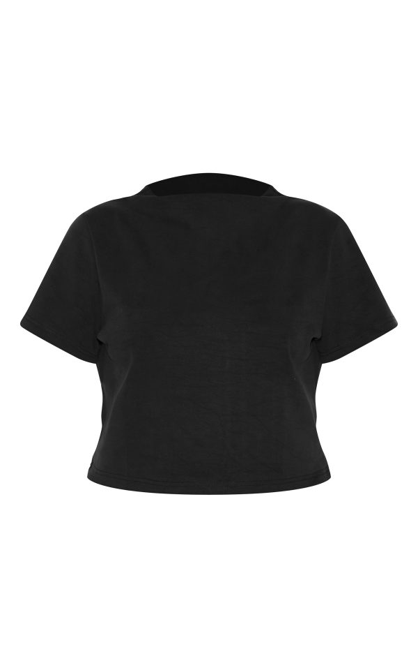 9a0e1ef54d63661943eacc6974fa4c797c40a175_CNM4213_5_plus_black_cap_sleeve_modal_crop_top
