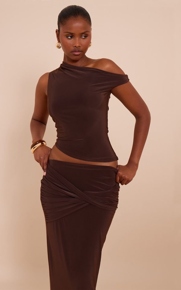 9a21738c3e30e4603ad0b9daa278f59399b6bfd7_CNM9240_1_chocolate_double_layered_slinky_one_shoulder_longline_top