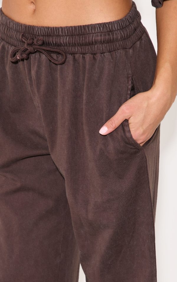 9aa08ef2e5e7a259471d9b8f3d08586d551d9cd3_CNM2921_4_dark_brown_cotton_straight_leg_mid_rise_drawstring_trouser