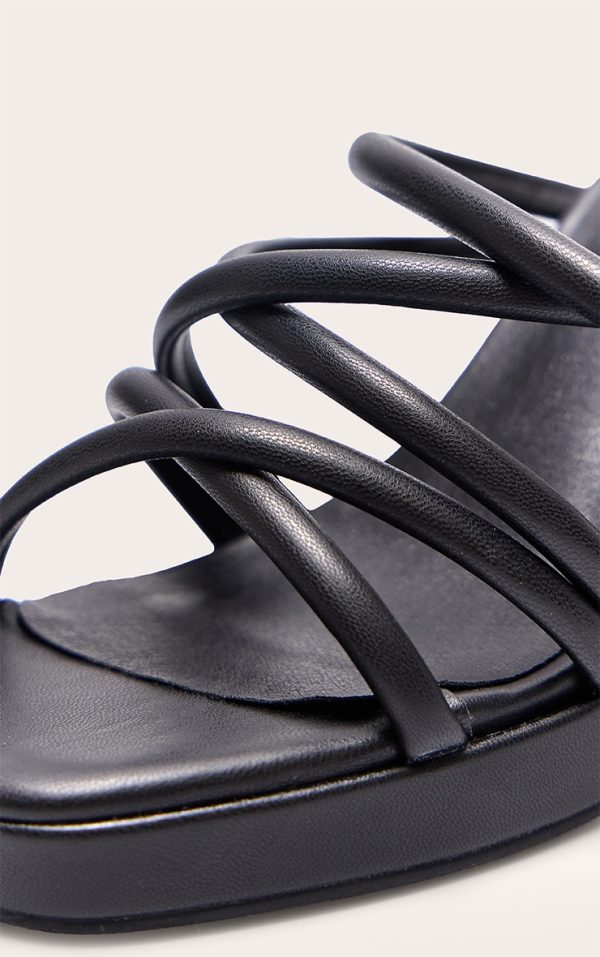 9aa4c453251ea9aecd58ce0b13d37d11e81c3b3b_CNH1897_4_black_pu_square_toe_tube_strap_platform_block_heeled_sandals
