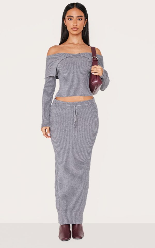 9b01b09440081ae409eb0f1a460e42293990fa0c_CNM2371_3_petite_charcoal_fold_over_detail_knit_top