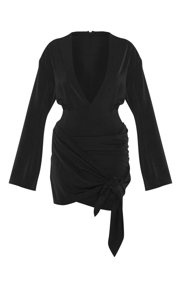 9b17d5b25284a1b8f774e4e8023619a62a15a22b_CNM1583_5_black_woven_plunge_wrap_shirt_dress-1