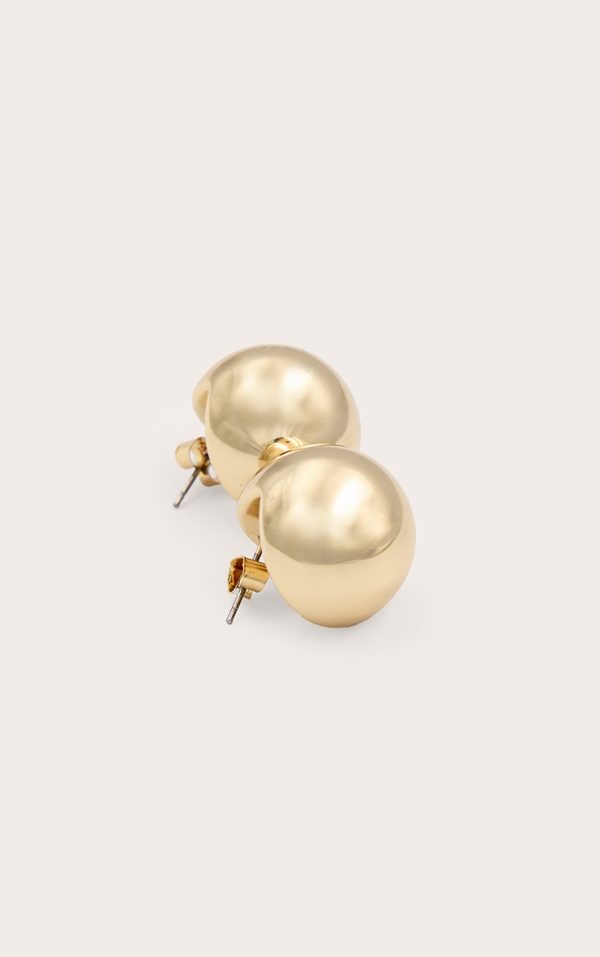 9b3a8aa004155e65580ced4e210aee7b4c86a615_CNL8137_1_gold_round_chunky_bevelled_stud_earrings