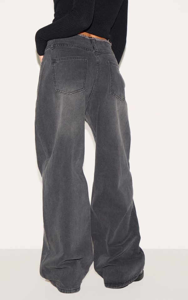 9b3b79ad0eca9177768b346827cb3663fabd3d8a_CNK7732_3_petite_black_fray_waist_low_rise_straight_leg_jeans