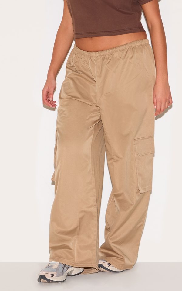 9b6ec708a323268ffbc19c6a076d9b57e27e9db1_CNL9956_2_plus_stone_drawstring_cargo_pocket_detail_straight_leg_trousers