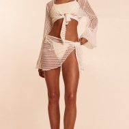 9d220c43ff601cf301e1aae895d43ca2de5f9162_CNL6172_1_white_textured_front_tie_beach_sarong