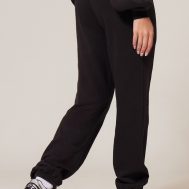 9d3429fdb303f5e3bcdbf17421def5f8b5fa7a87_CNK6318_3_prettylittlething_black_oversized_embroidered_cuffed_joggers