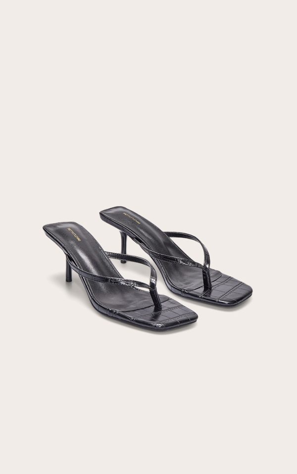 9d3771bba9f44dd422c3fafab3e14731d19168bd_CNL6802_2_black_pu_square_toe_thong_mid_stiletto_heeled_mules