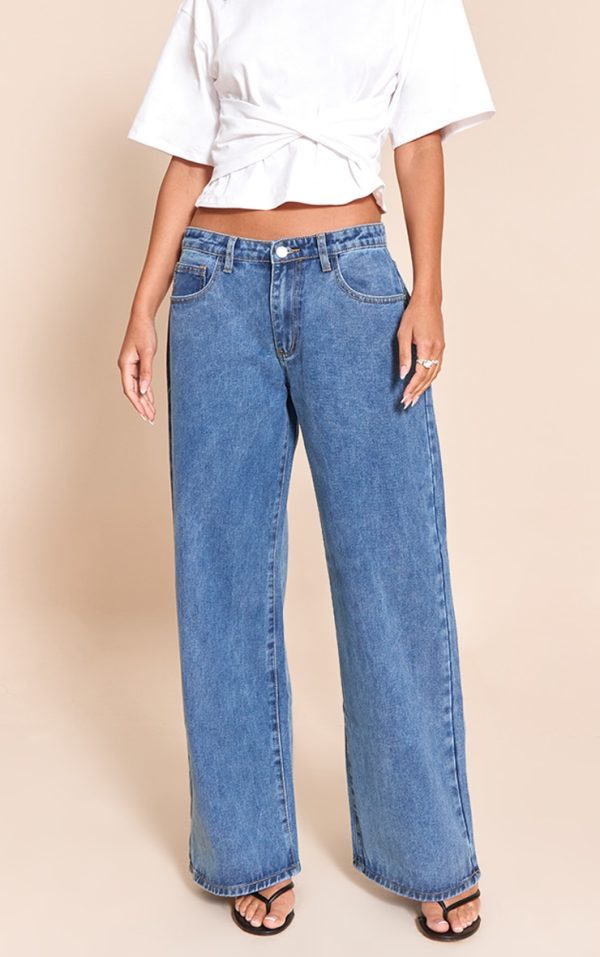 9d7c823287b37e4065644c7201af31ea99aef421_CNM0295_1_mid_blue_low_rise_boyfriend_jeans