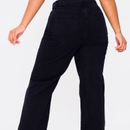 9dd7cfec4a6c39185f2da0a0ac52418225ce983d_CMM6223_3_prettylittlething_plus_black_long_leg_straight_jeans