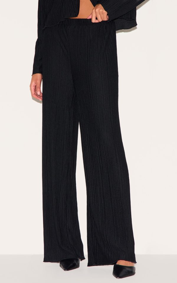9ee65c017560c6c3e35ab17d5c39624334026eca_CNK4805_2_black_textured_pleated_wide_leg_trousers