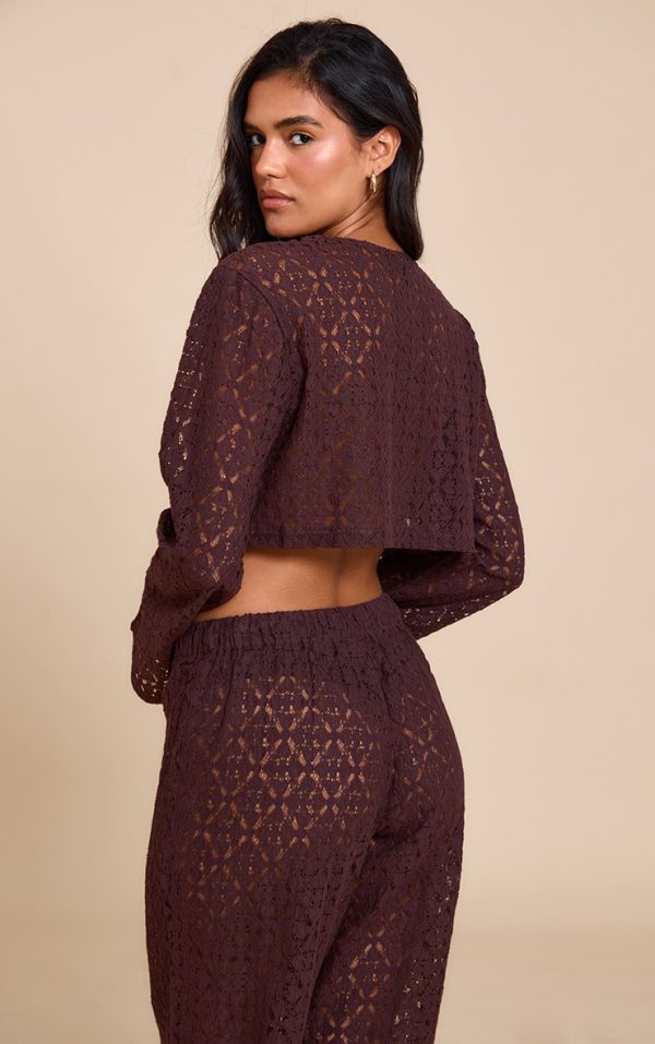 9f04fd3f34aa3fd3d950bdefd80fda8f23d1d459_CNM3203_2_brown_lace_button_detail_crop_top